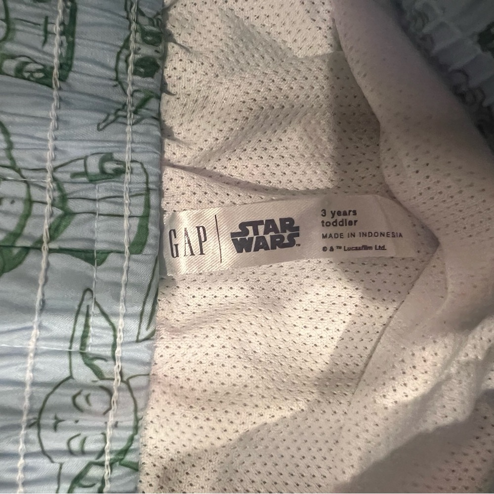 GAP Star Wars Green and White Swim Set like new - Picture 7 of 7